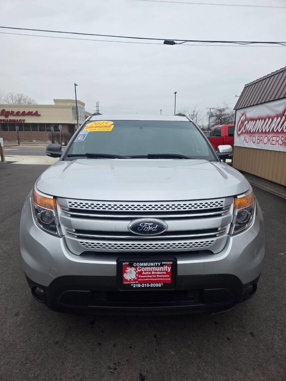 Used 2015 Ford Explorer Limited image 3