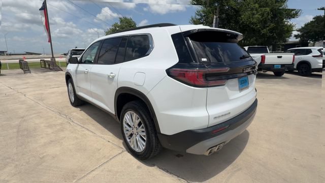Certified 2026 GMC Acadia Elevation w/ Elevation Premium Package FWD image 6