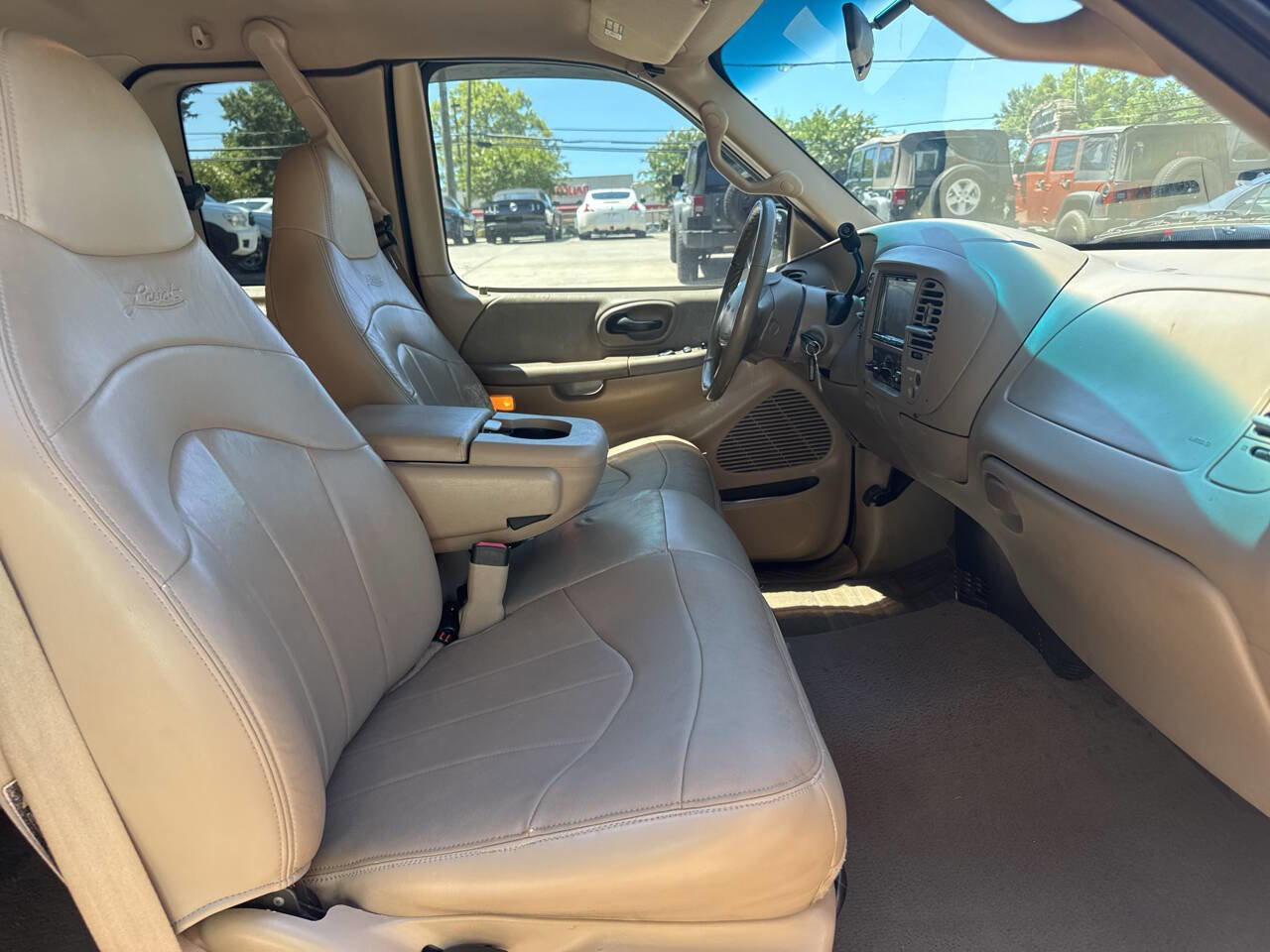 Used 2000 Ford F150 XL image 13