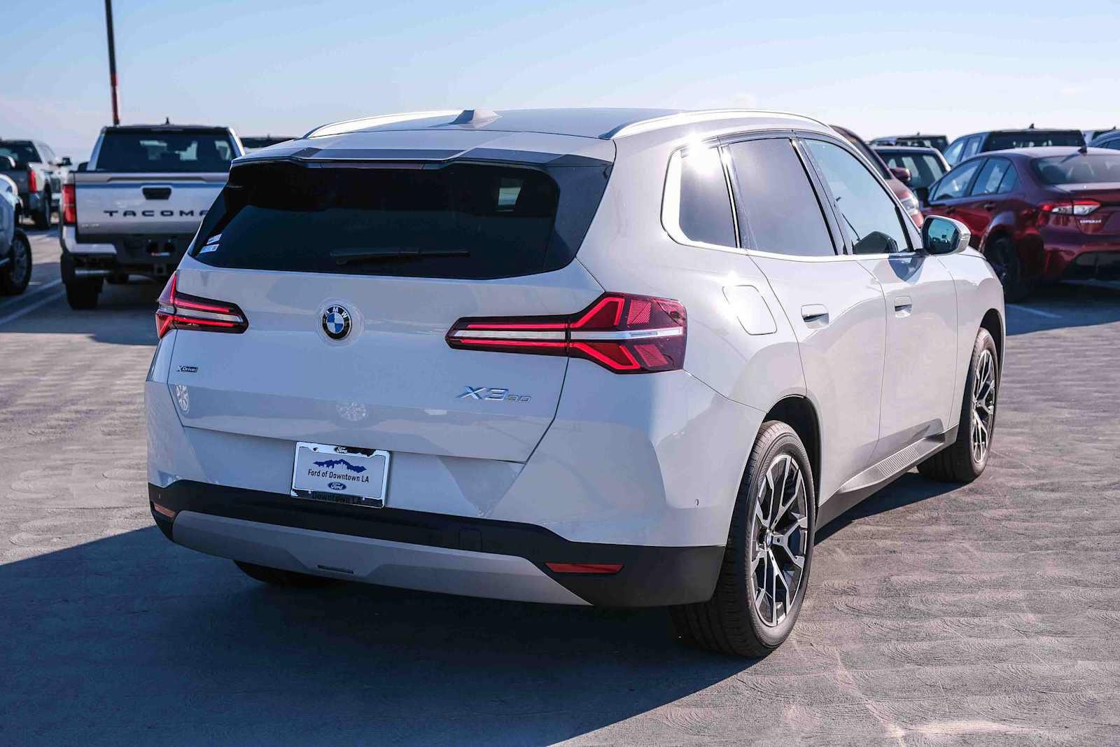 Used 2025 BMW X3 xDrive30i AWD/4WD image 4