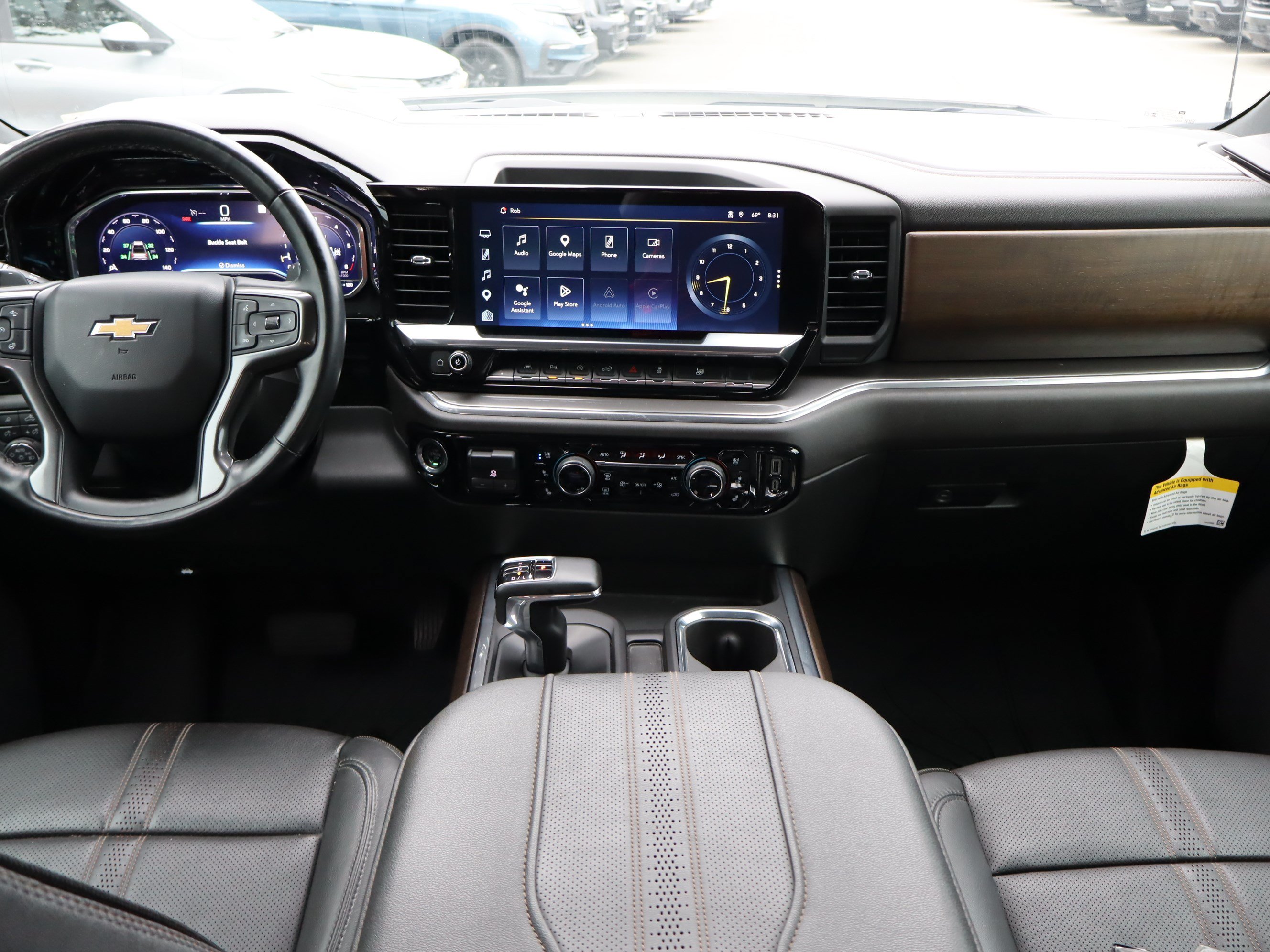 Used 2023 Chevrolet Silverado 1500 High Country w/ High Country Premium Package AWD/4WD image 17