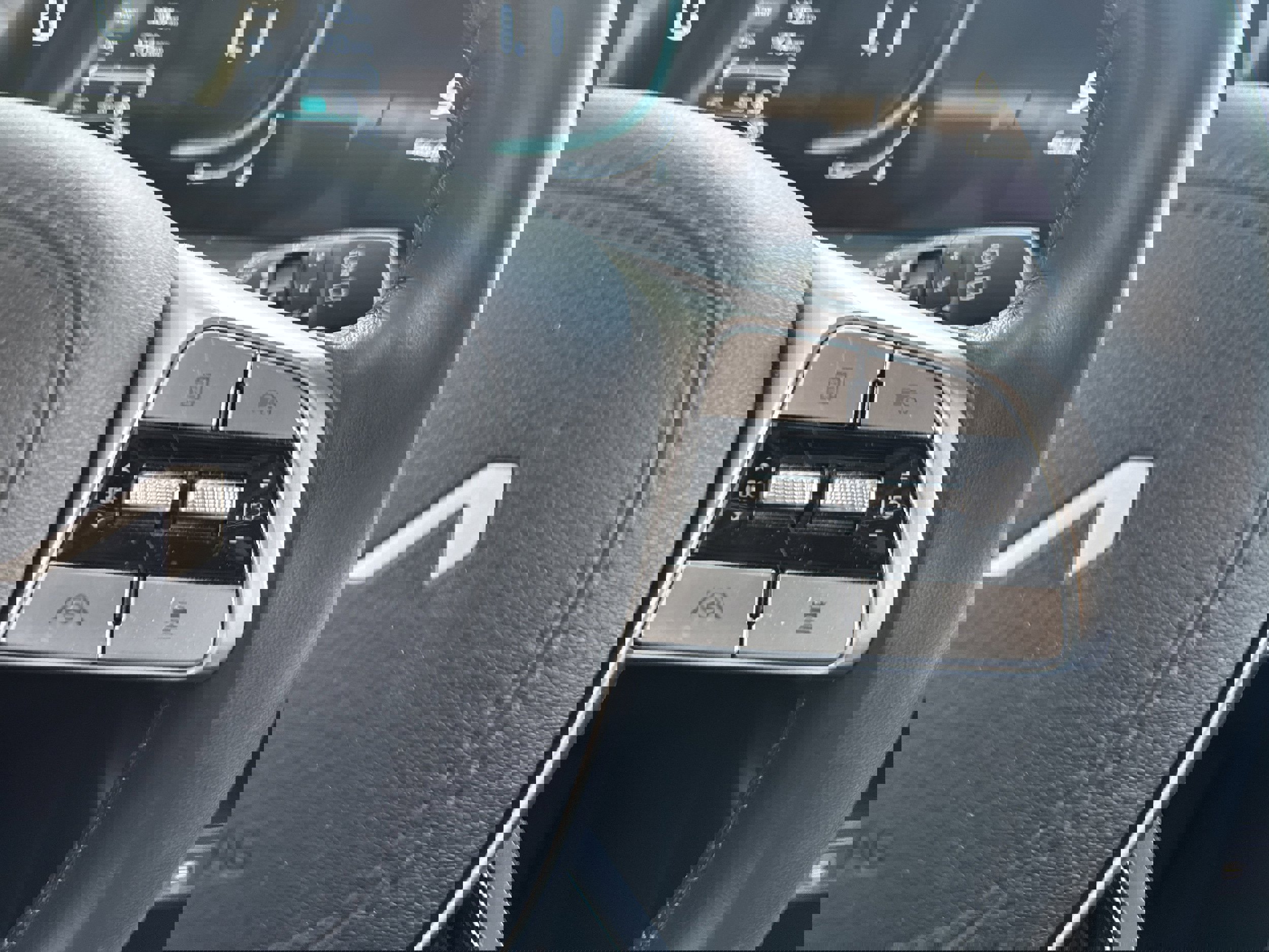 Used 2024 Kia Telluride LX image 23