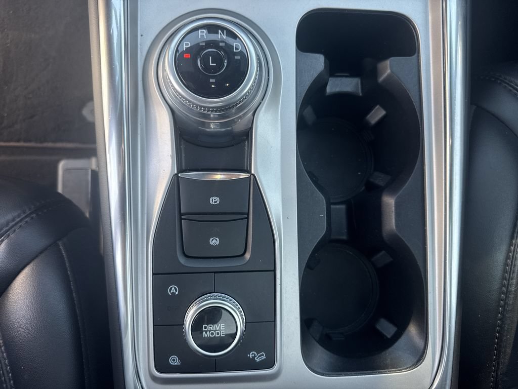 Used 2023 Ford Explorer Platinum w/ Technology Package AWD/4WD image 34