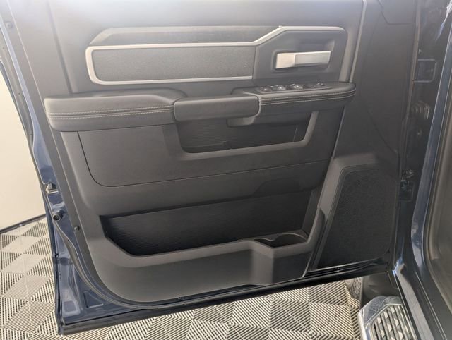 Used 2022 RAM 2500 Big Horn w/ Level C Equiment Group image 10