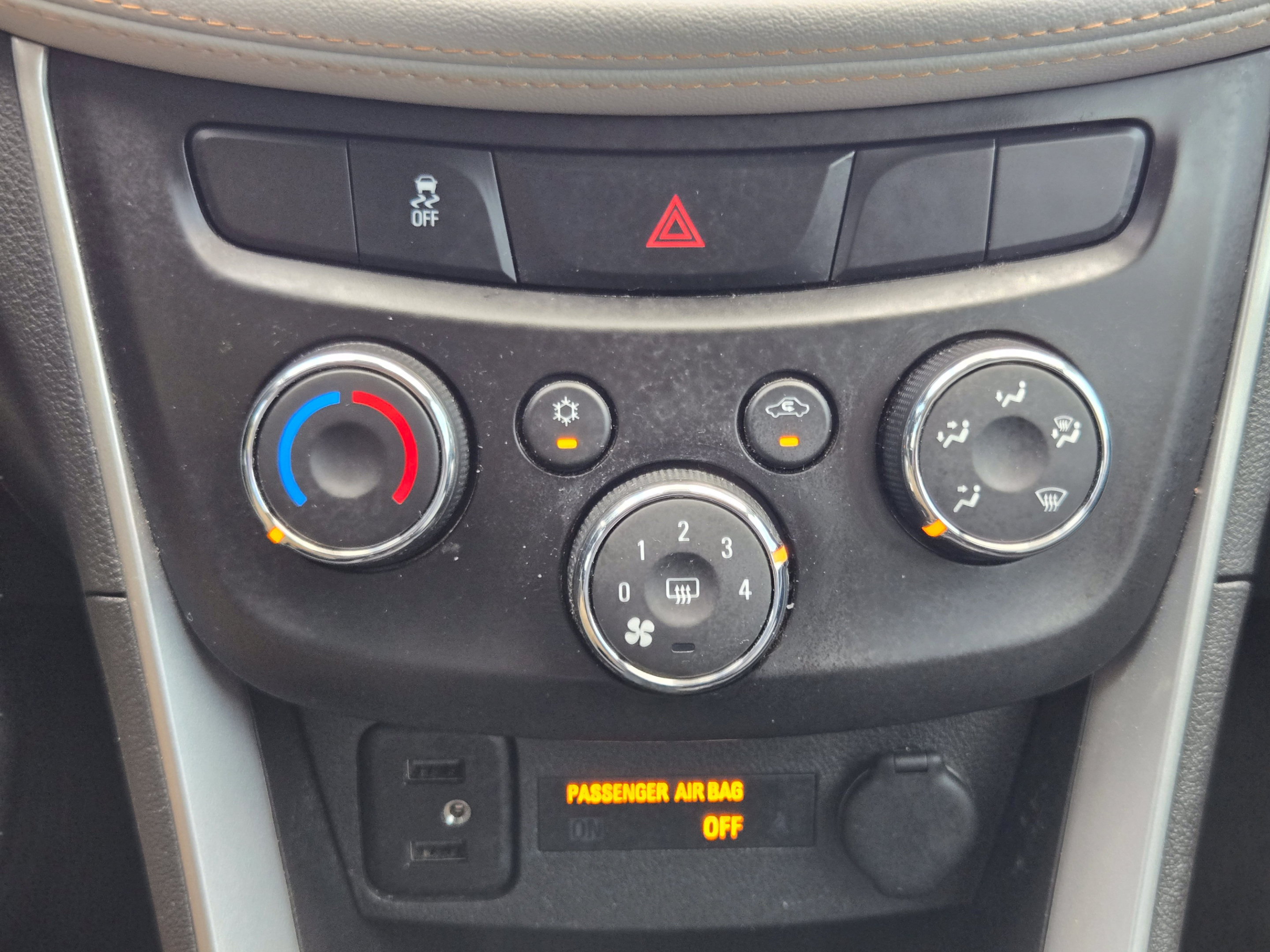 Used 2022 Chevrolet Trax LS w/ Tint and Cruise Package FWD image 15