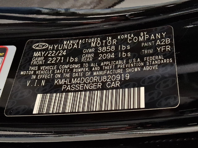 Used 2024 Hyundai Elantra SEL FWD image 26