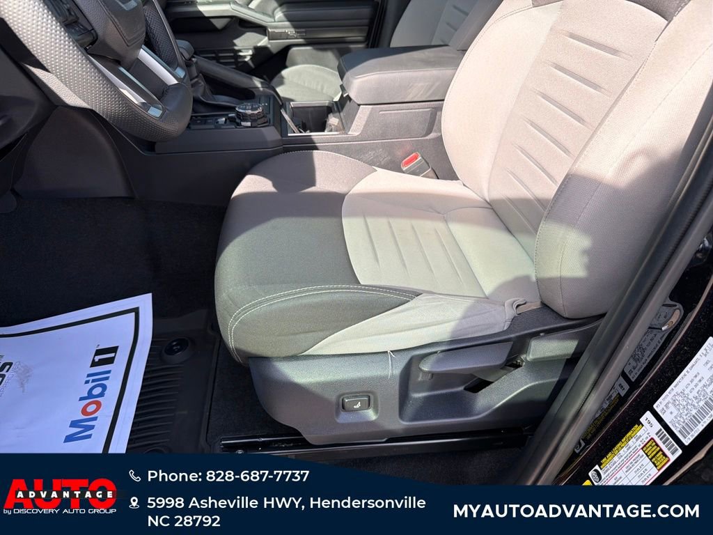 Used 2024 Toyota Tacoma TRD Off-Road AWD/4WD image 11