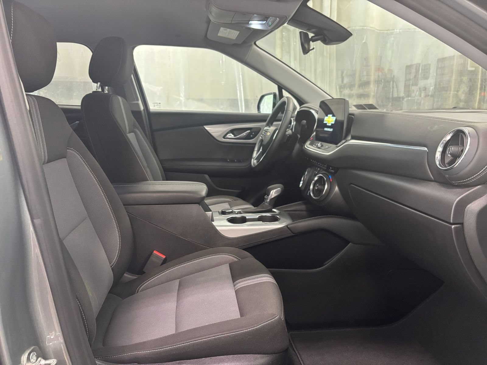 Used 2026 Chevrolet Blazer LT FWD image 28