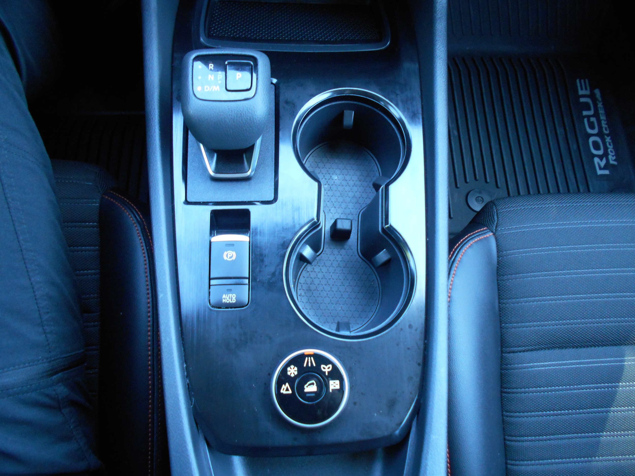 Used 2025 Nissan Rogue SV AWD/4WD image 15