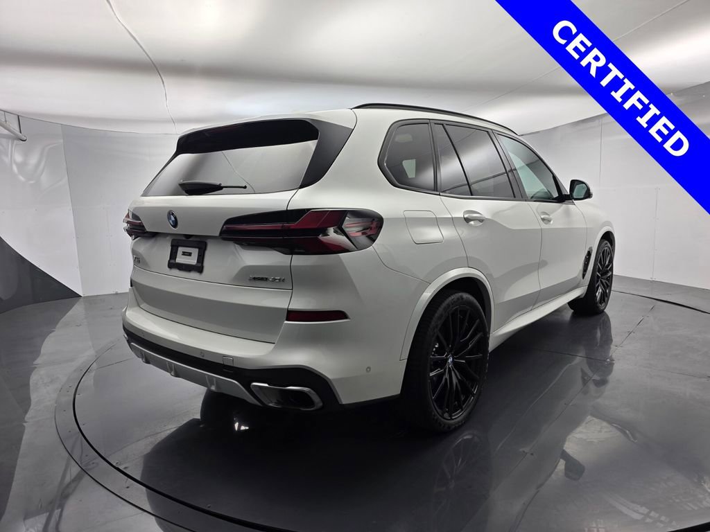 Certified 2024 BMW X5 xDrive40i w/ M Sport Package image 4