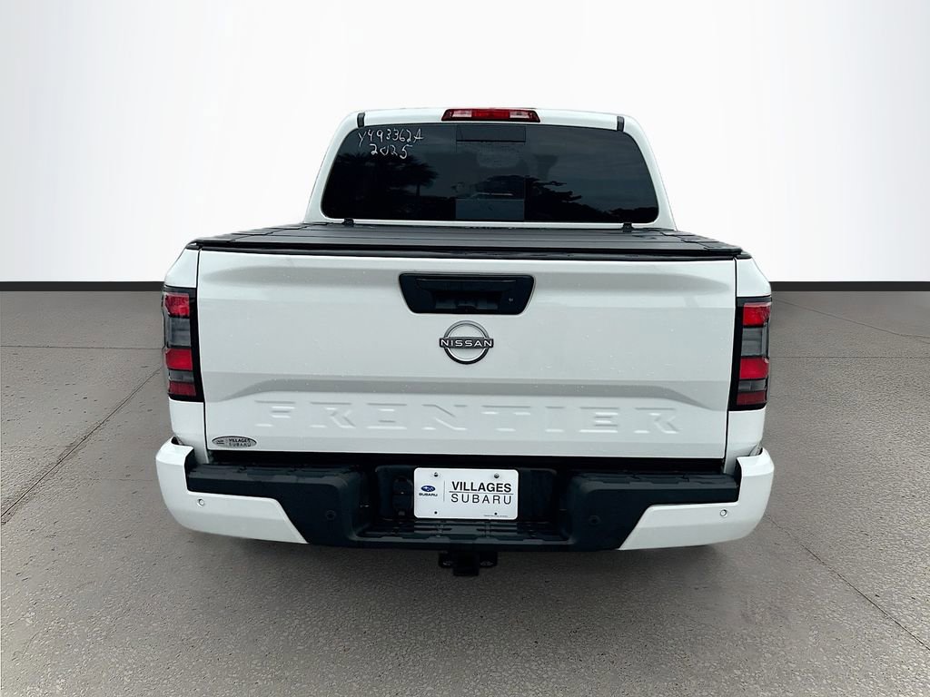 Used 2025 Nissan Frontier SV w/ SV Convenience Package RWD image 6