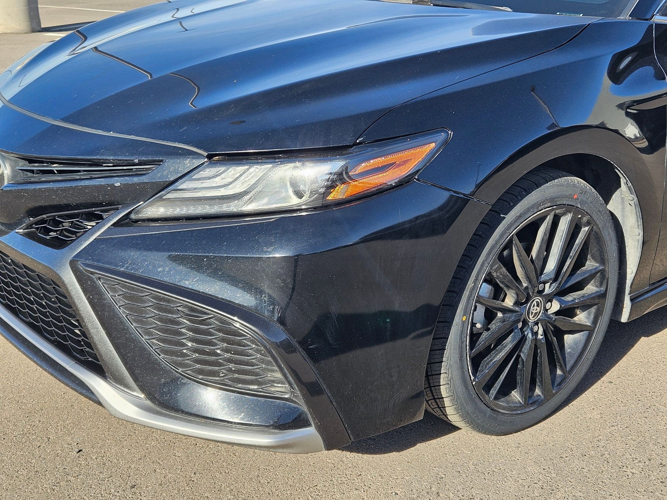 Used 2022 Toyota Camry XSE FWD image 11