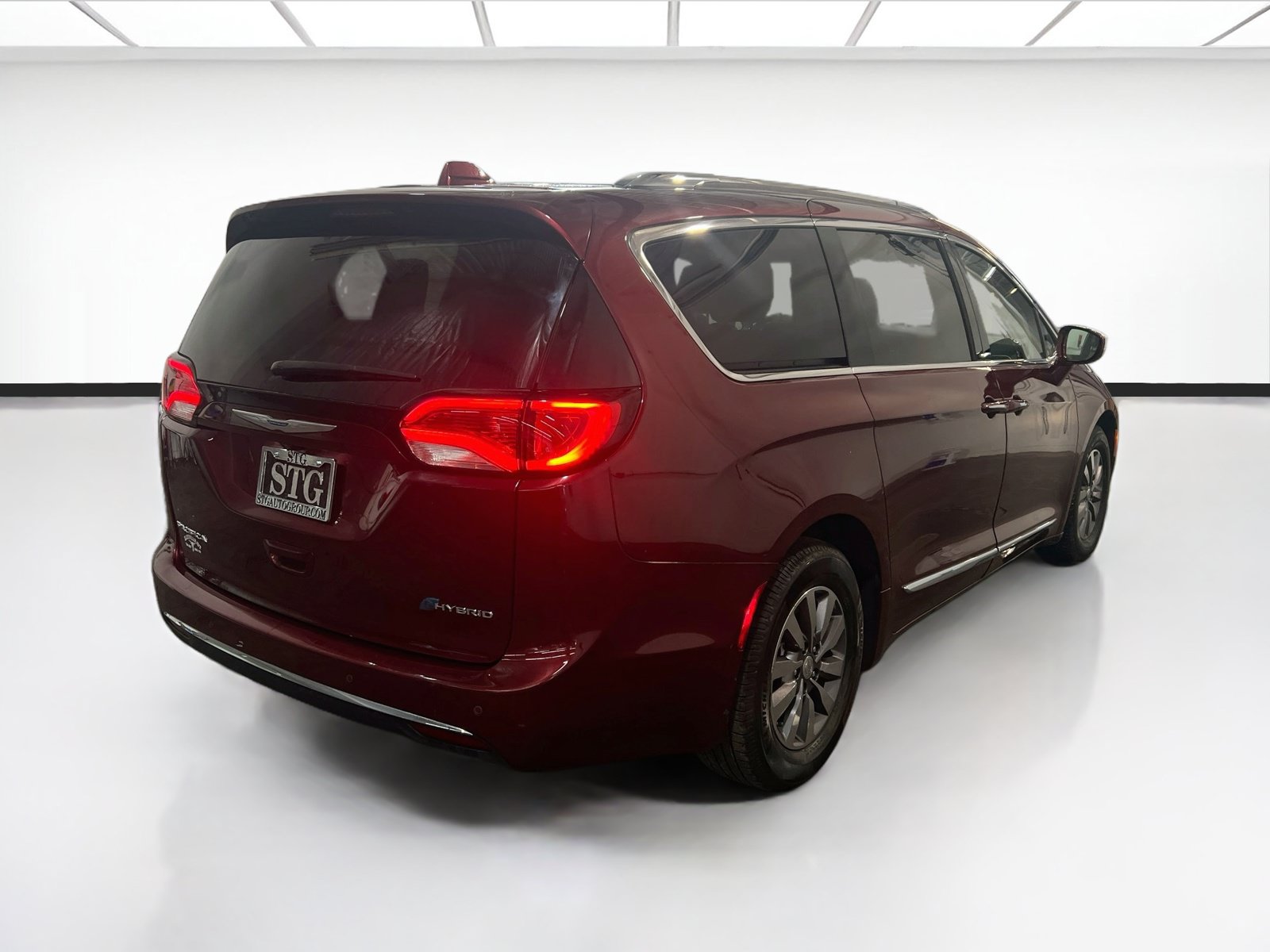 Used 2020 Chrysler Pacifica Limited FWD image 4