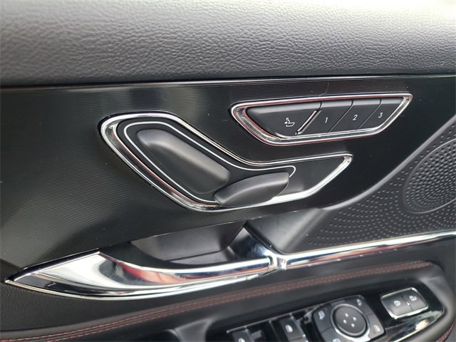 Used 2024 Lincoln Corsair Reserve w/ Rear Removable Package Tray image 20