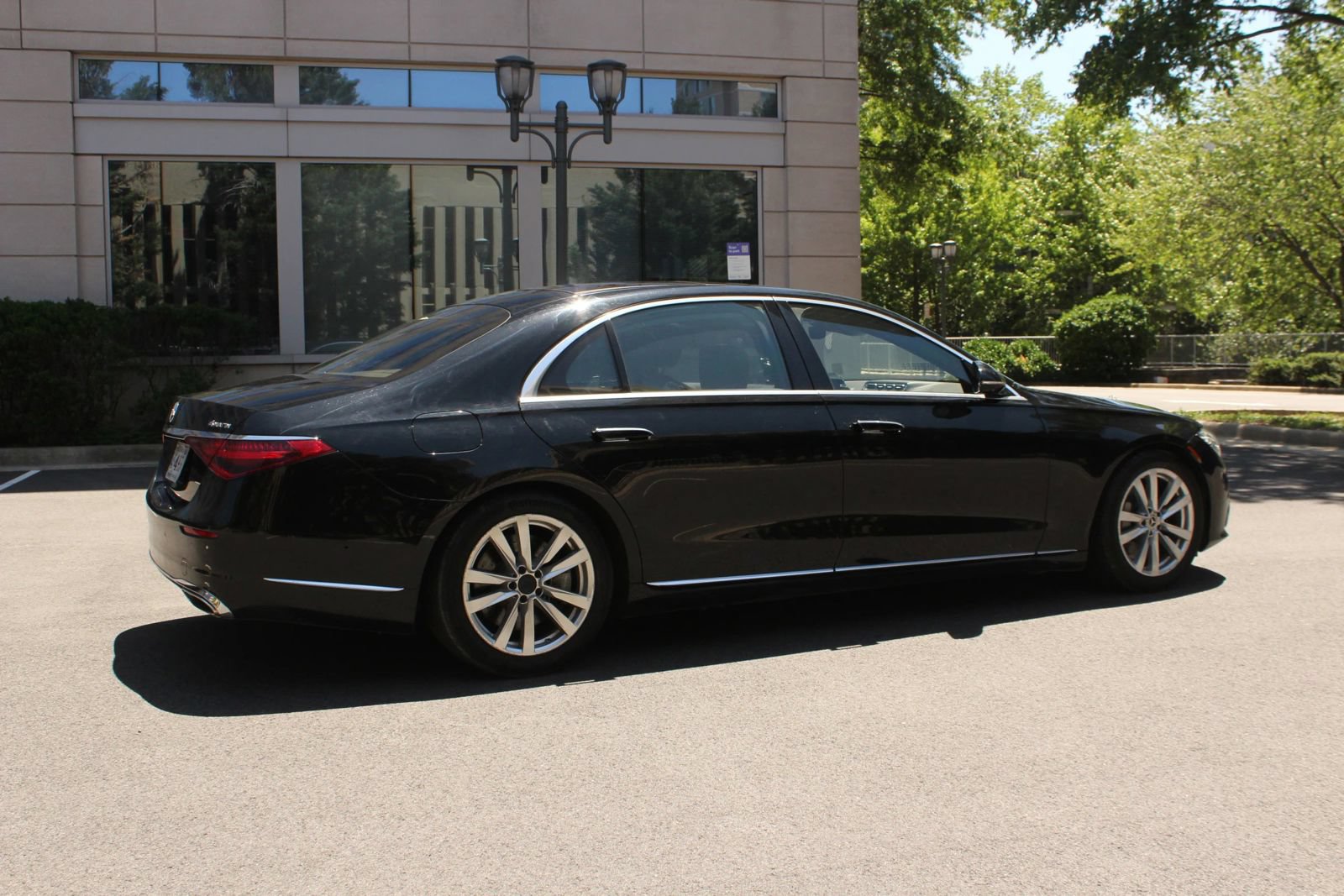 Used 2022 Mercedes-Benz S 500 4MATIC image 7