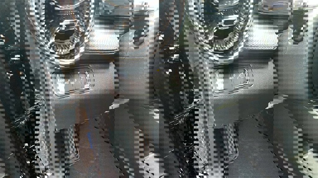 New 2026 Chevrolet Equinox LT image 19