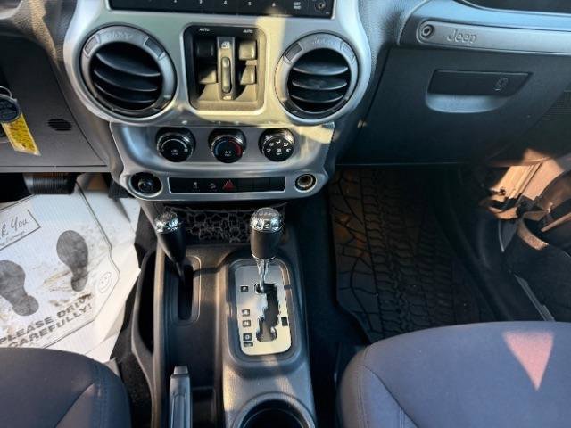 Used 2013 Jeep Wrangler Unlimited Sport image 22