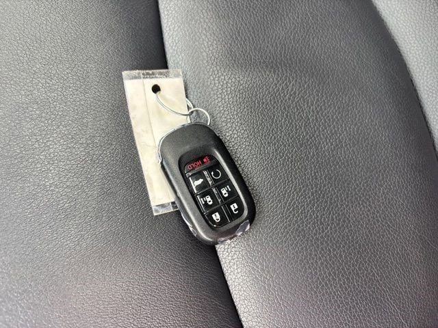 Used 2025 Honda Odyssey Sport-L image 47