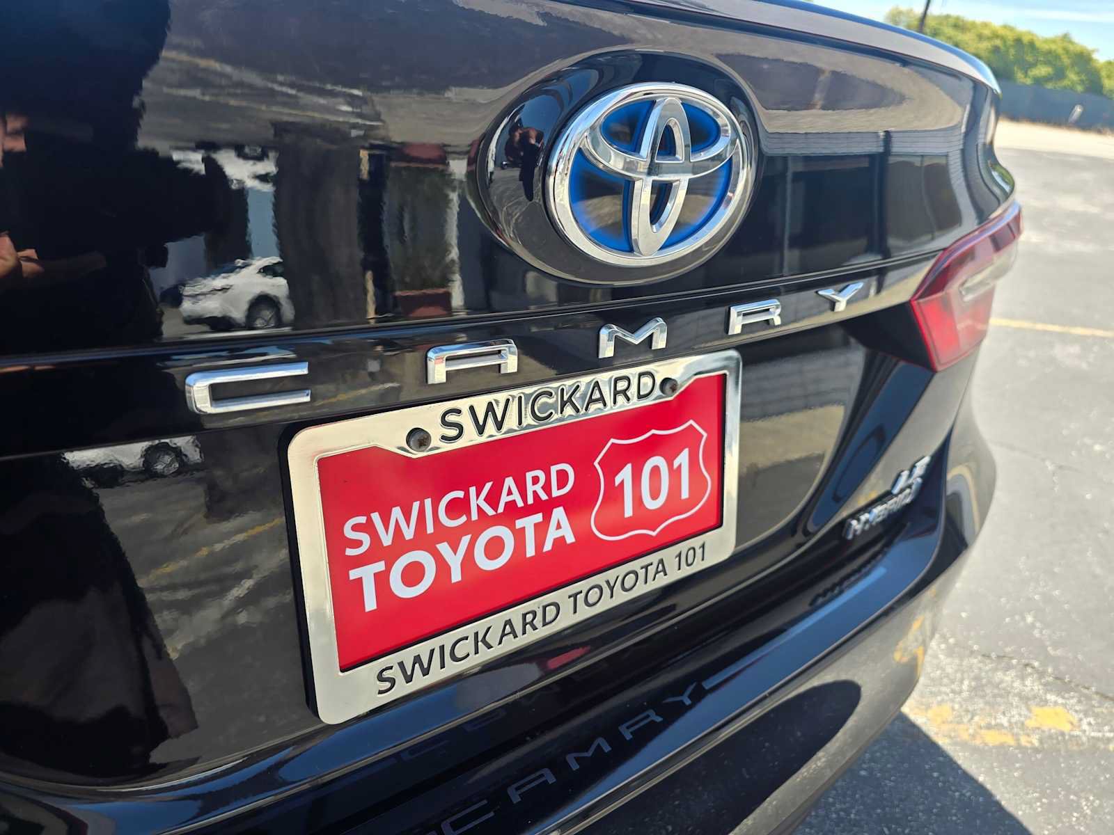 Used 2023 Toyota Camry LE w/ Cold Weather Package FWD image 13