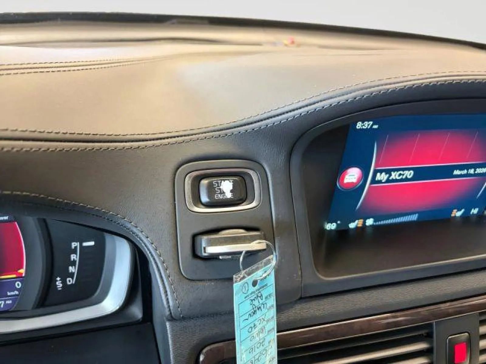 Used 2016 Volvo XC70 T5 Premier w/ Proximity Package image 22