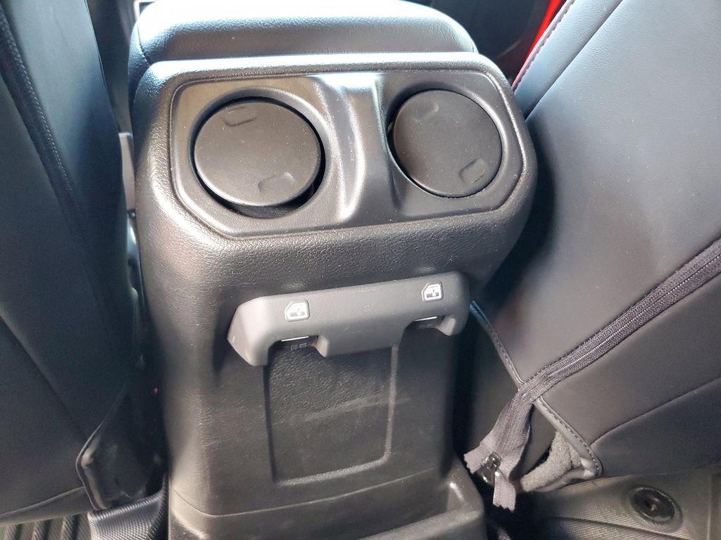 Used 2024 Jeep Wrangler Unlimited w/ LED Headlamp & Fog Lamp Group image 15