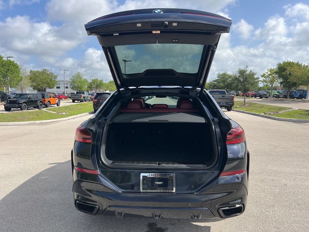Used 2020 BMW X6 M50i w/ Executive Package AWD/4WD image 33