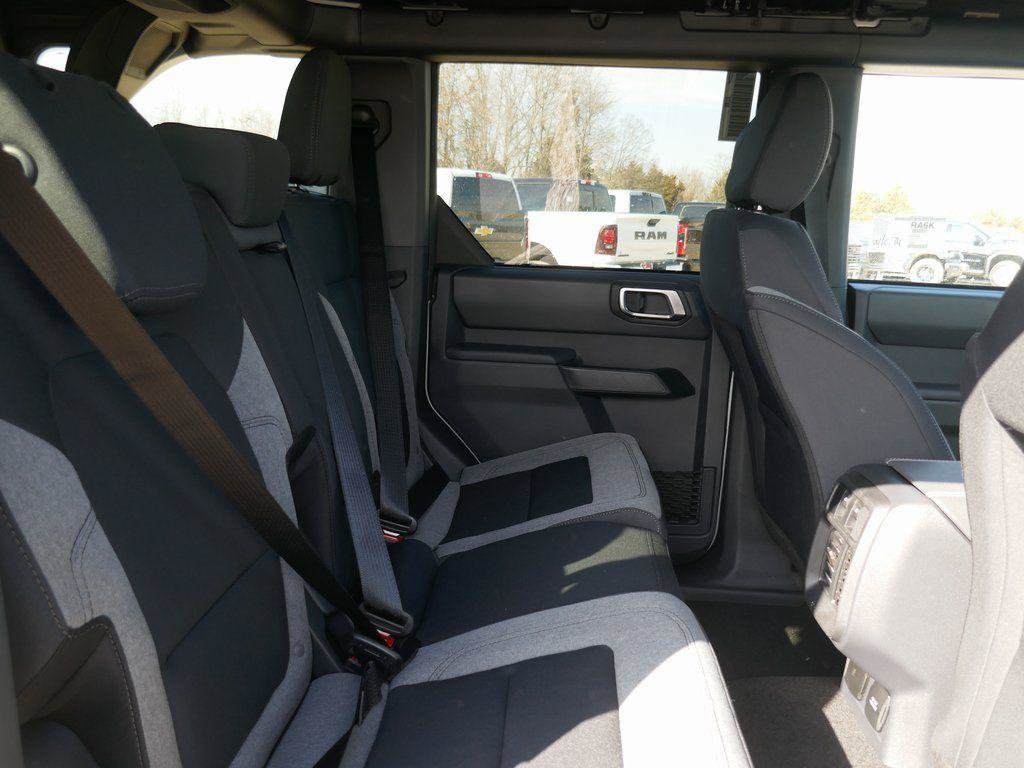 New 2026 Ford Bronco Big Bend AWD/4WD image 12