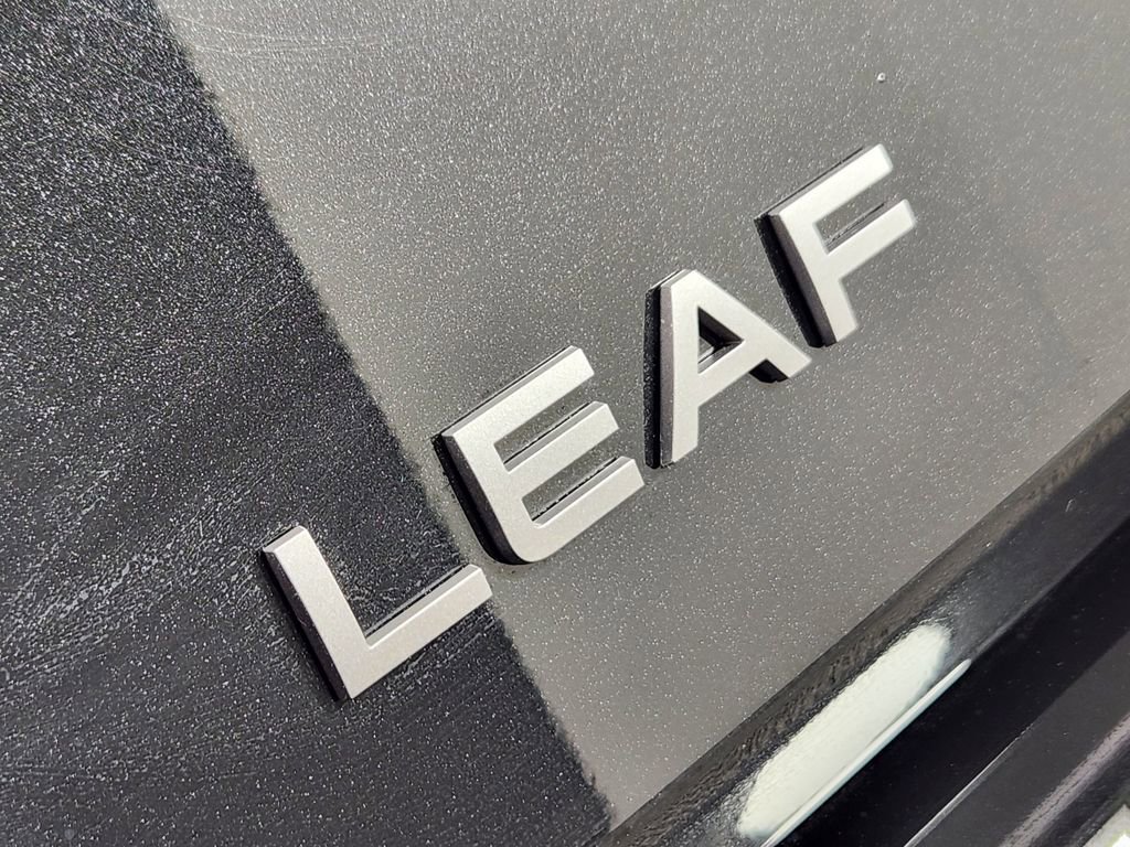 New 2026 Nissan Leaf SV+ w/ Floor Mat Package (SV+) image 7