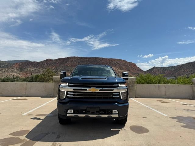 Used 2022 Chevrolet Silverado 3500 High Country w/ Z71 Off-Road Package AWD/4WD image 5