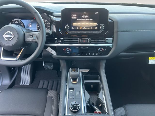 New 2025 Nissan Pathfinder SV image 14