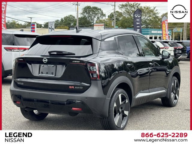 Used 2025 Nissan Kicks SR w/ Illumination Package AWD/4WD image 6