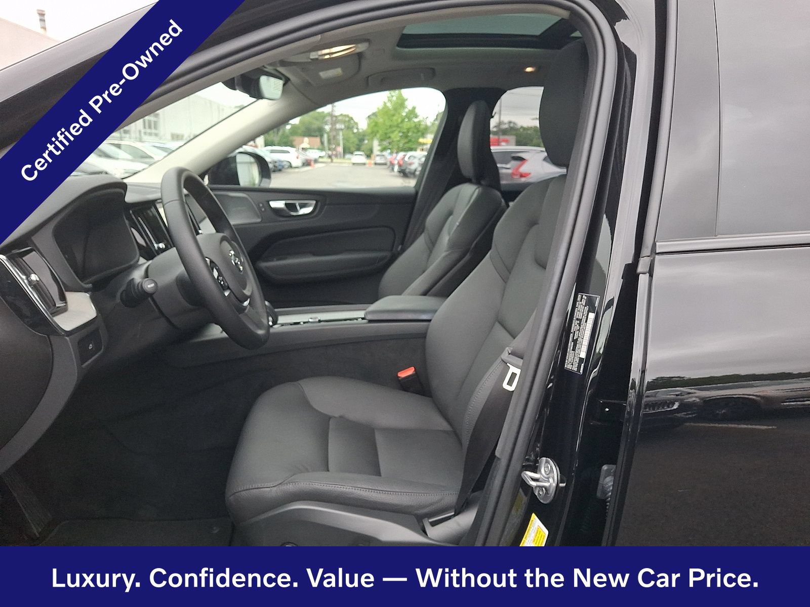 Certified 2025 Volvo XC60 B5 Plus AWD/4WD image 14