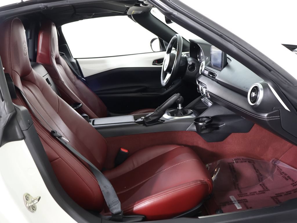 Used 2020 MAZDA MX-5 Miata RF 100th Anniversary RWD image 28