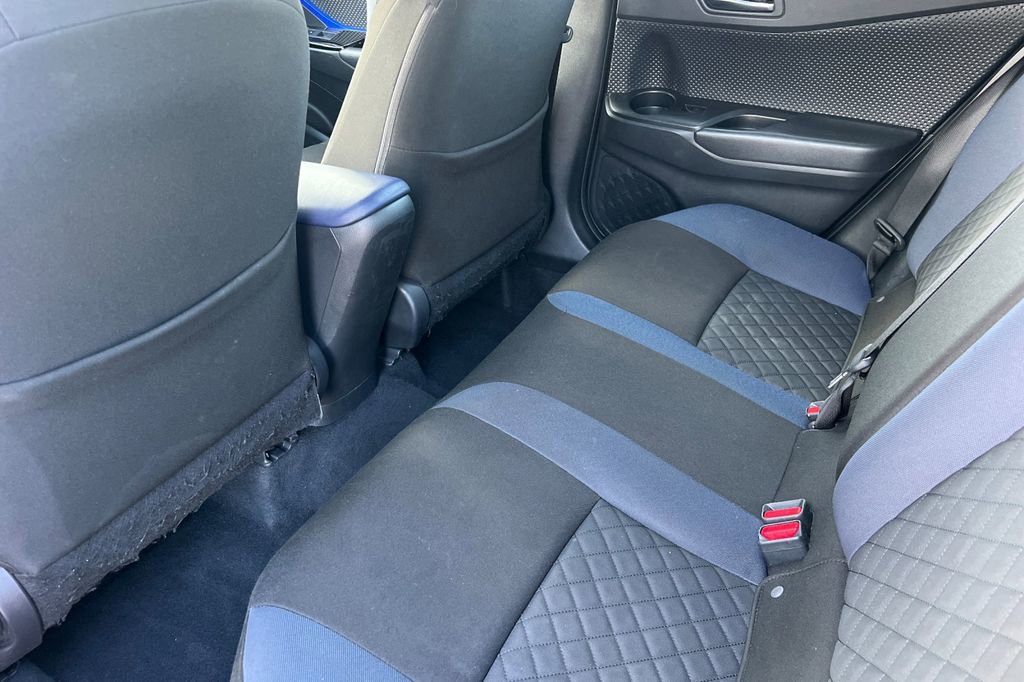 Used 2020 Toyota C-HR XLE image 14