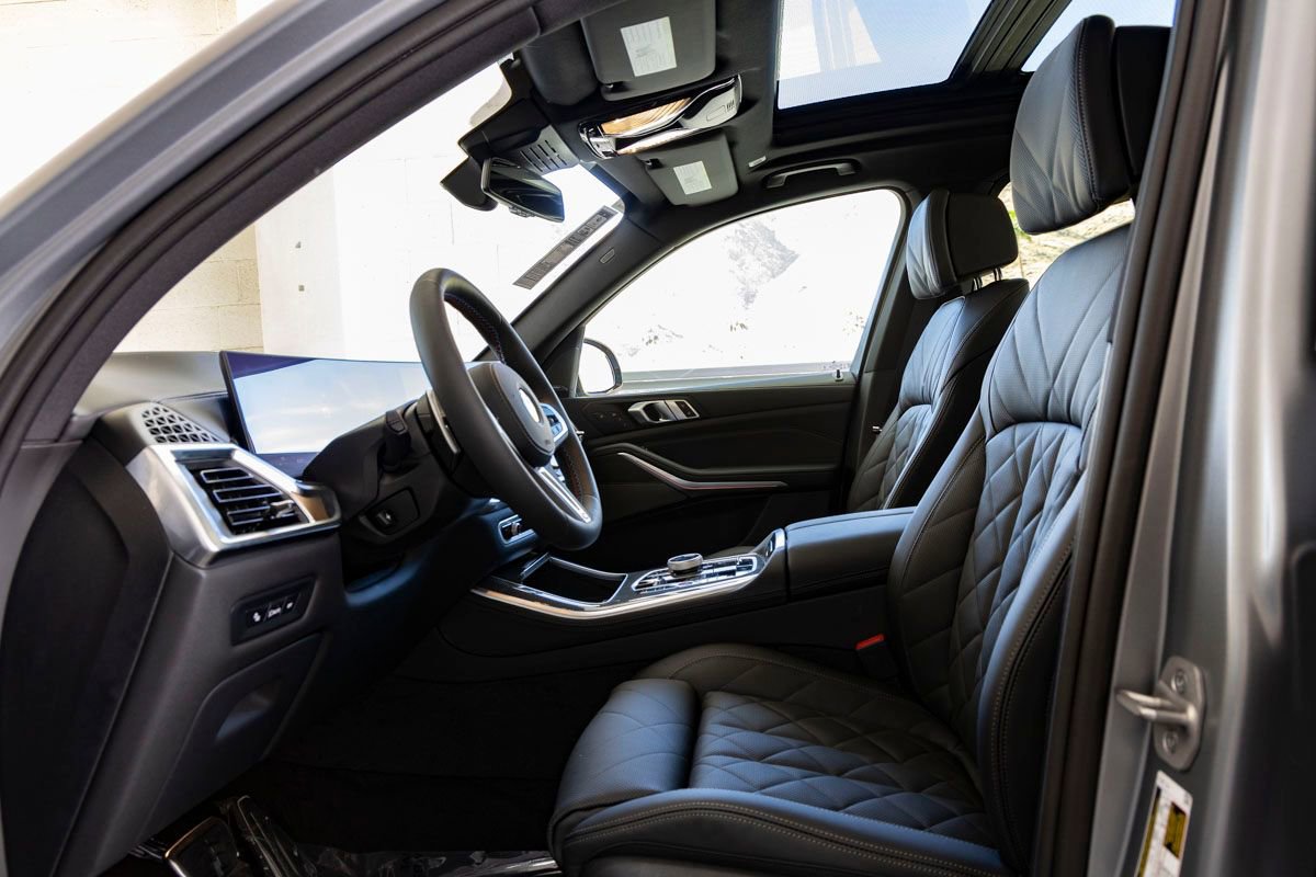 New 2026 BMW X5 M60i image 15