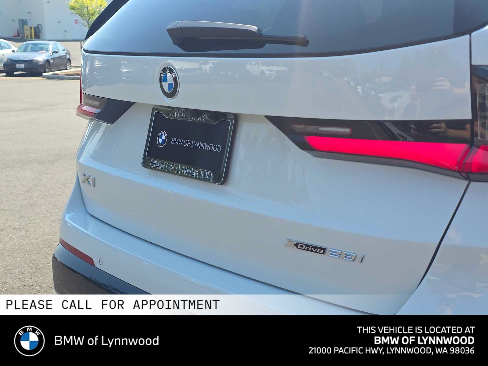 New 2026 BMW X1 xDrive28i w/ Technology Package AWD/4WD image 13