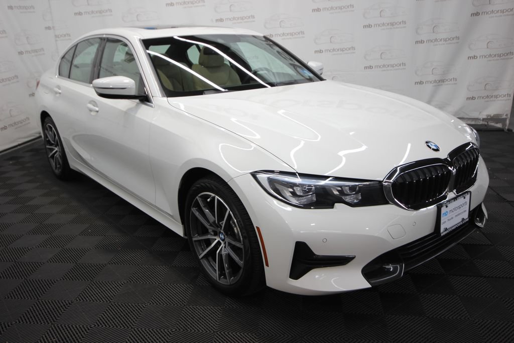 Used 2020 BMW 330i xDrive Sedan AWD/4WD image 9