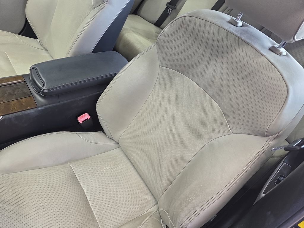 Used 2011 Lexus IS 250 w/ Premium Pkg Value Edition RWD image 32
