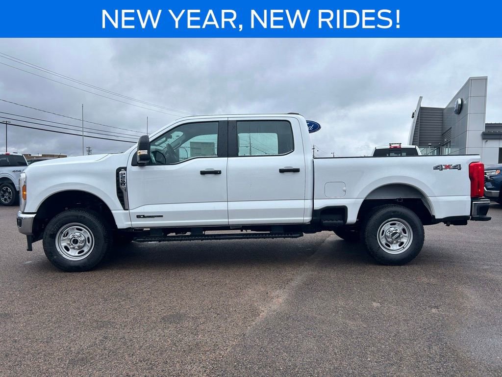 New 2026 Ford F250 XL w/ XL Chrome Package image 3