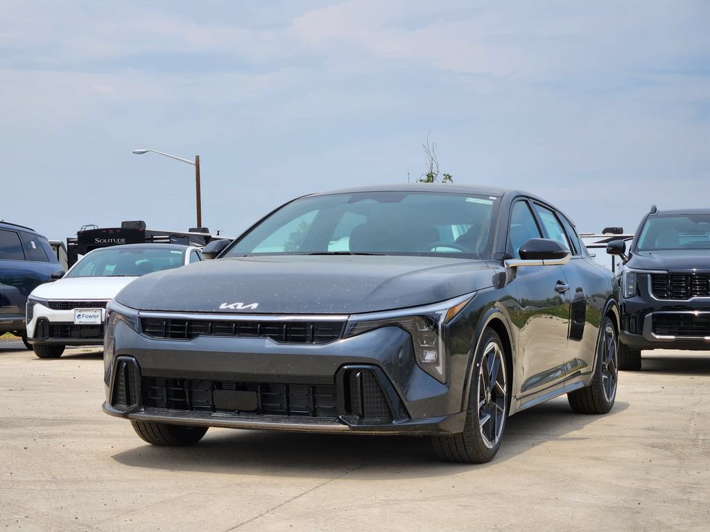 New 2026 Kia K4 GT-Line w/ GT-Line Premium Package FWD image 4