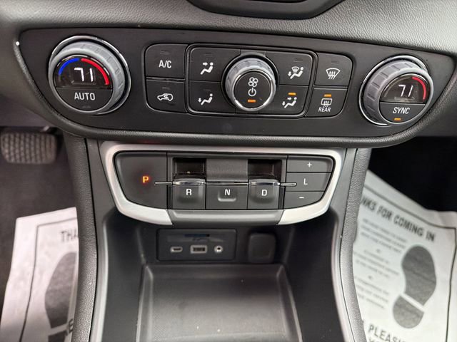 Used 2023 GMC Terrain SLT image 22