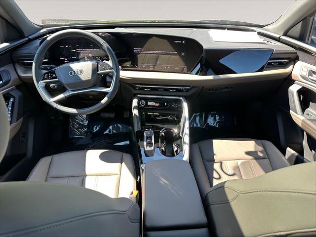 Certified 2025 Audi Q5 Premium w/ Convenience Package AWD/4WD image 10