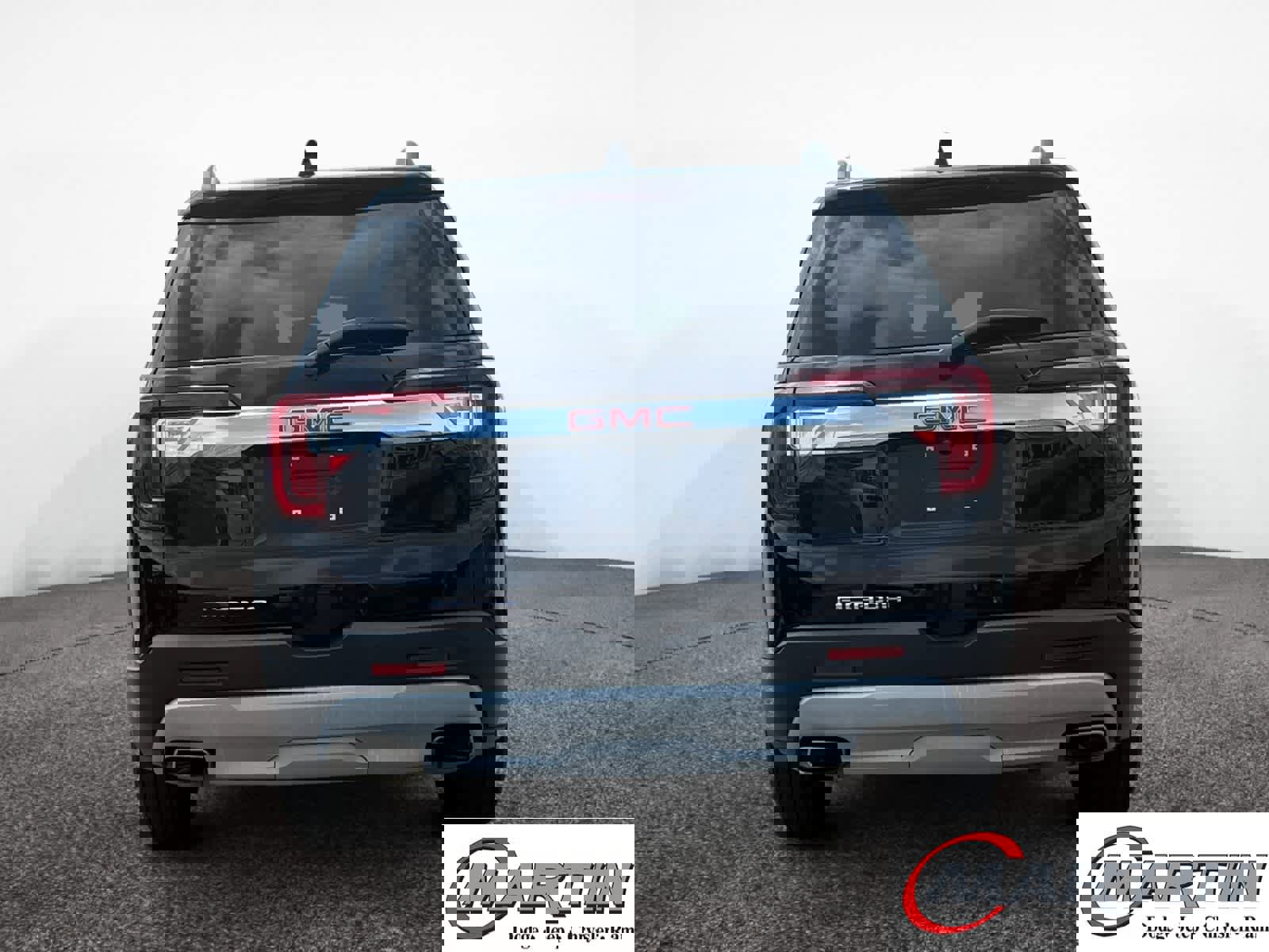 Used 2023 GMC Acadia SLT image 4