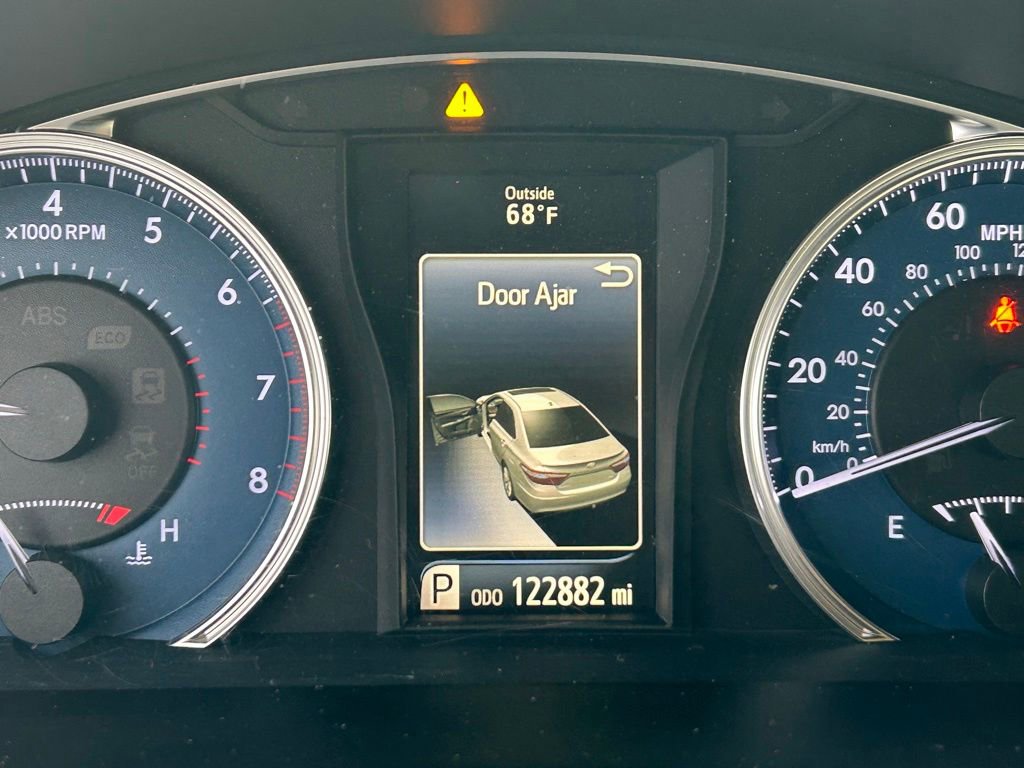 Used 2017 Toyota Camry LE FWD image 16