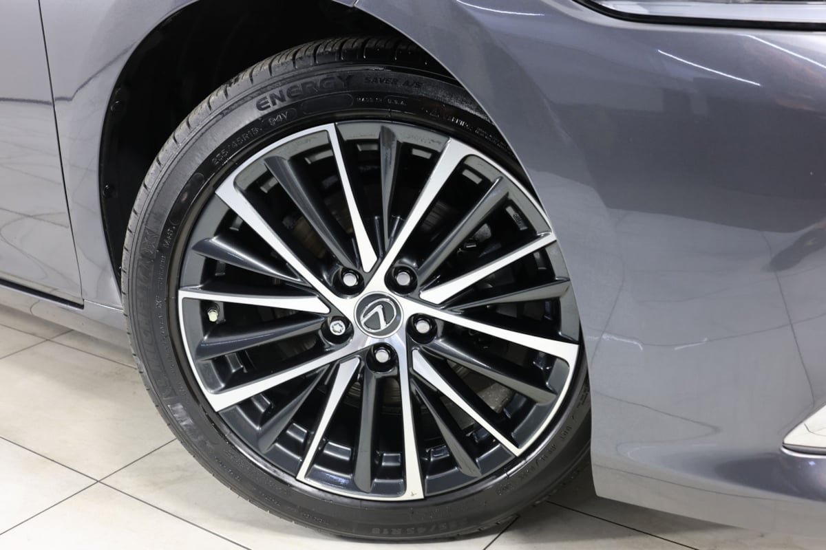 Used 2024 Lexus ES 350 w/ Premium Package FWD image 14