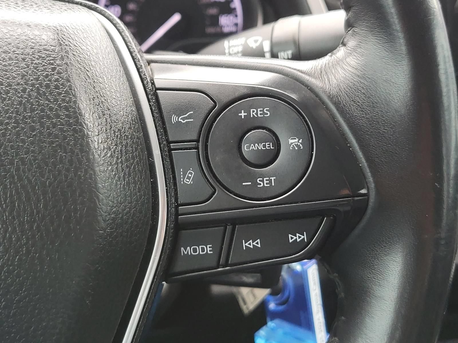 Used 2024 Toyota Camry SE FWD image 28