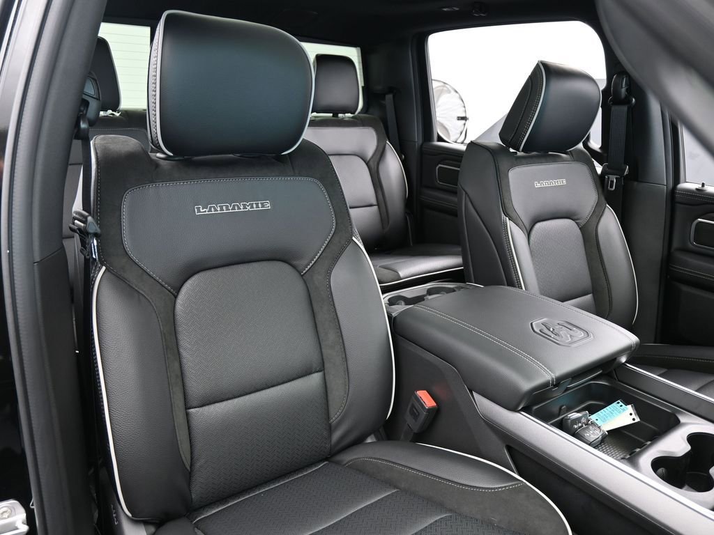 New 2026 RAM 1500 Laramie w/ Night Edition image 44