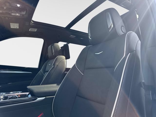 New 2026 Cadillac Escalade Sport w/ Touring Package AWD/4WD image 21