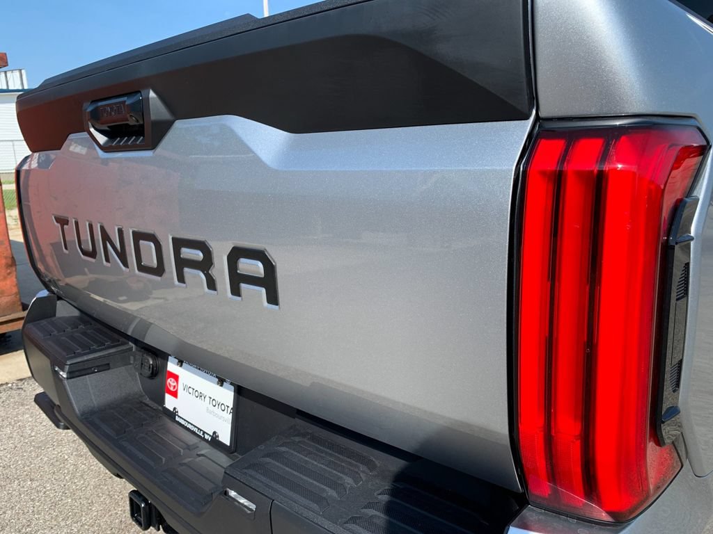 New 2026 Toyota Tundra SR5 AWD/4WD image 32
