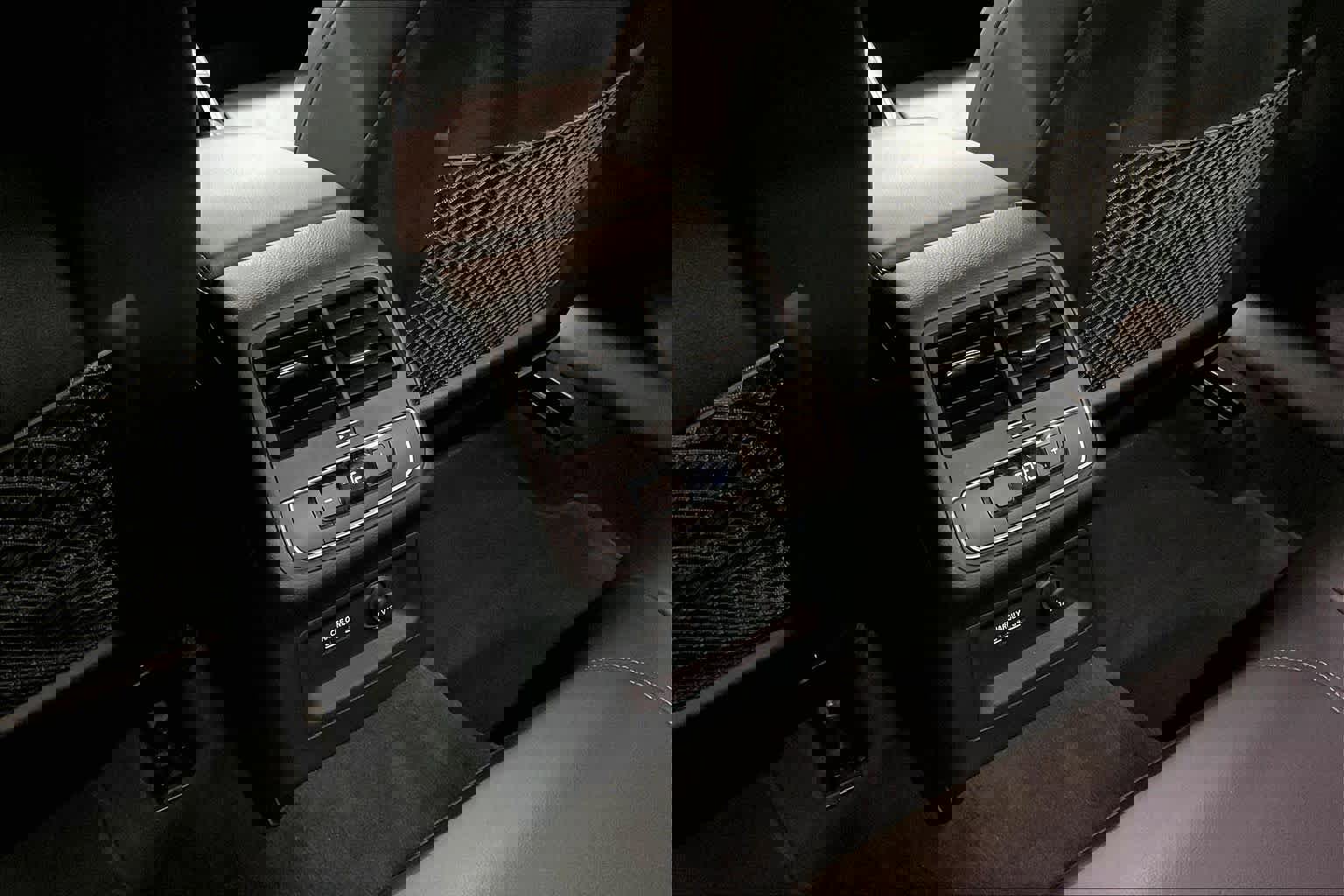 Used 2023 Audi A4 2.0T Premium Plus w/ Premium Plus Package image 34